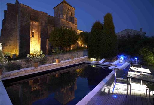 Le Deck - Hôtel des Francs Garçons - Saint-Sauvant