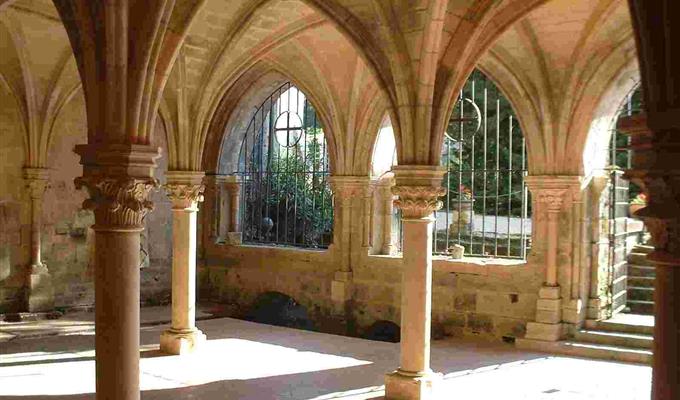 L'Abbaye de Fontdouce - Hôtel des Francs Garçons - Saint-Sauvant