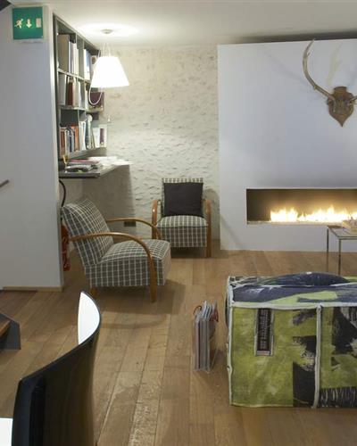La Bibliothèque - Hôtel des Francs Garçons - Saint-Sauvant
