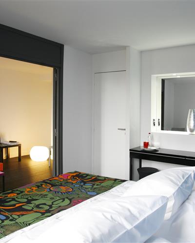 La chambre Nicolas - Hôtel des Francs Garçons à Saint Sauvant (17) - Hôtel des Francs Garçons - Saint-Sauvant